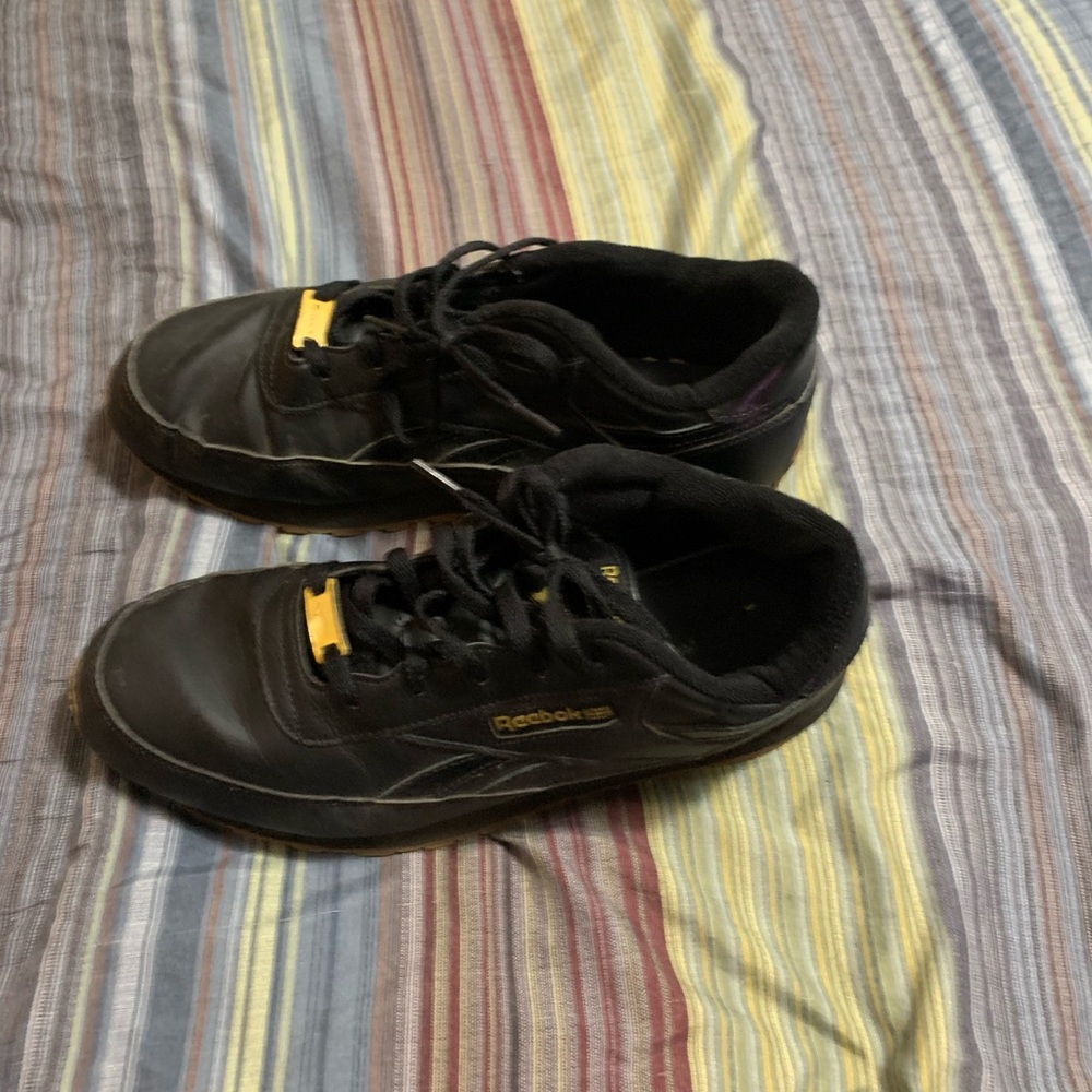Reebok shoes size 11 black